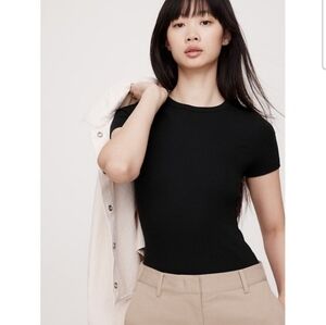 Banana Republic Black Ribbed Short Sleeve T-Shirt | Size Medium & Large